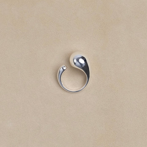 Perdita Drop Ring